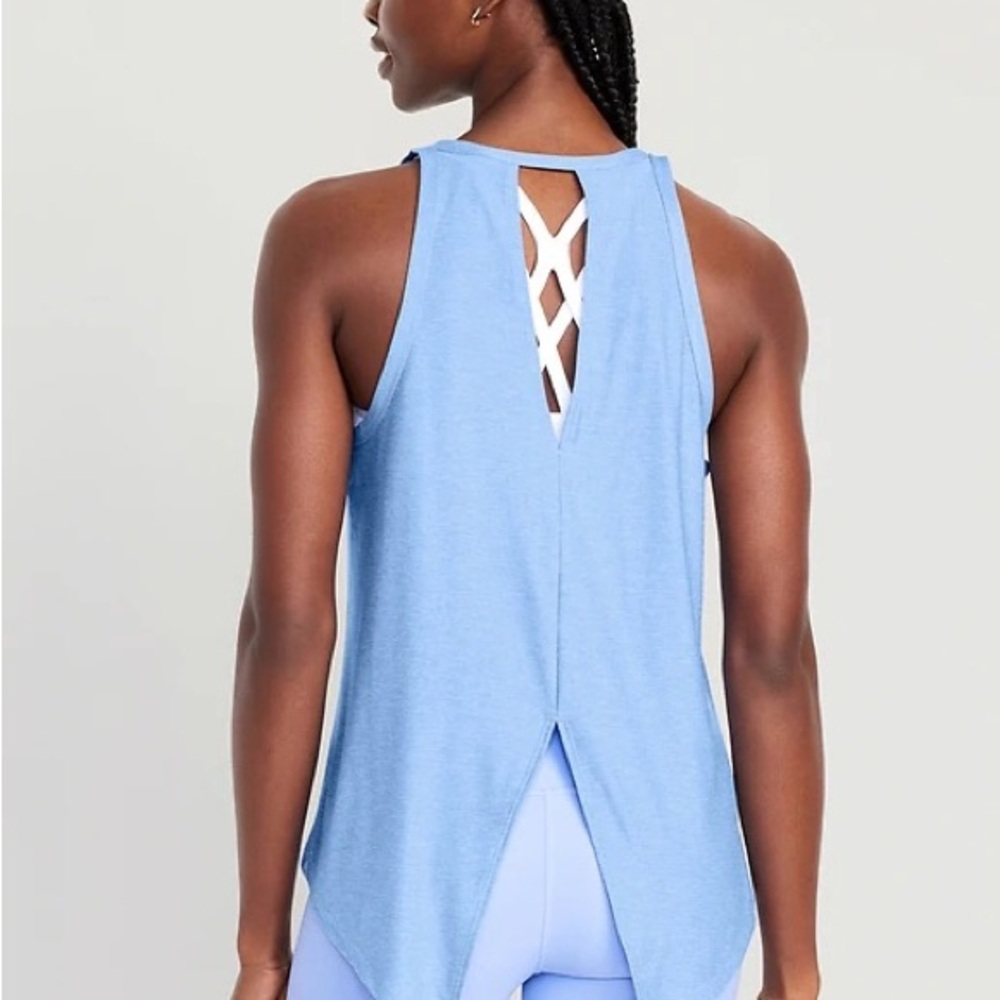 Old Navy Active Tank - Picture 7 of 7